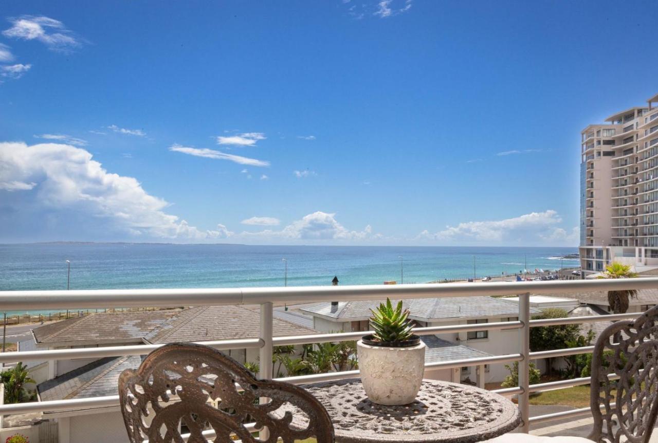 Luxury Beachfront 2 Bed, 2 Bath With Communal Swimming Pool Apartment Cape Town Exterior photo